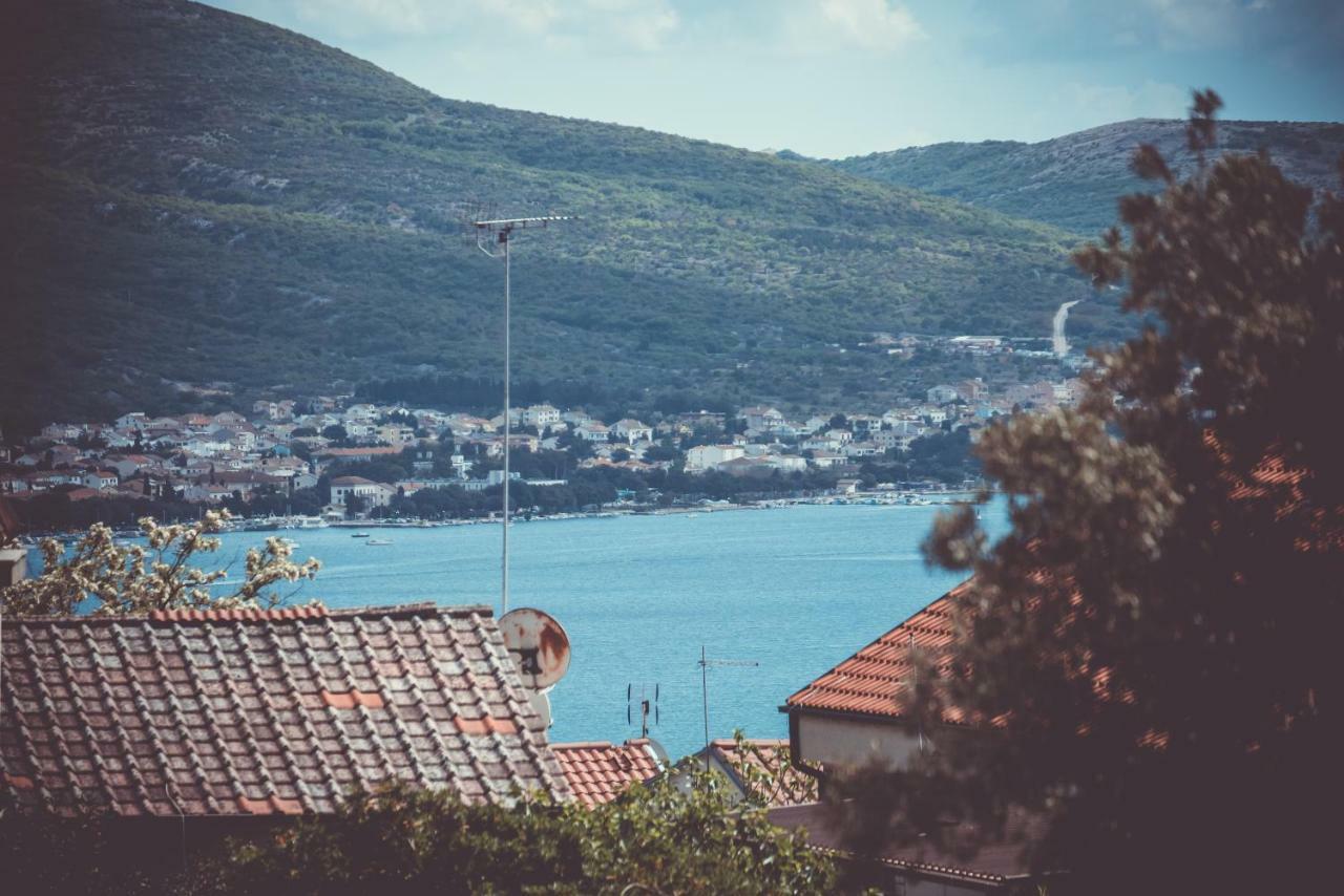 Cornus Vallis Apartment Krk Town Exterior photo